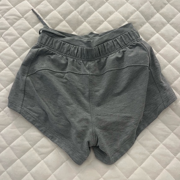 Lulu Lemon Shorts - Picture 2 of 2